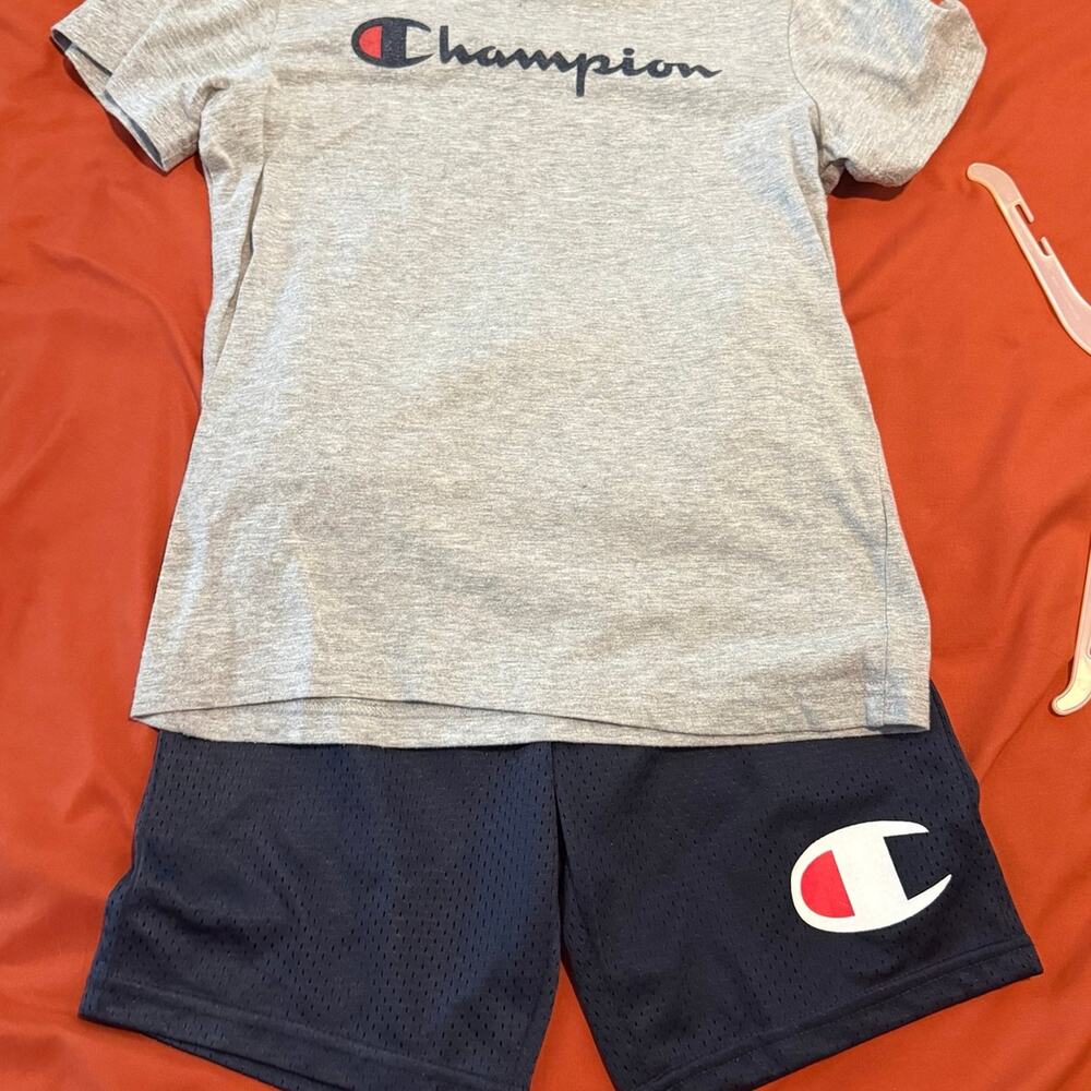 Champion Boys Size 7 Gray Logo T-Shirt & Navy Mesh Shorts 2-Piece Outfit